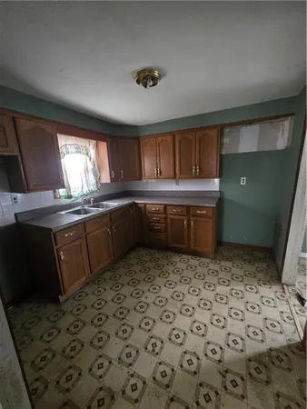 $48,000 | 705 North New York Avenue, Sedalia, MO 65301