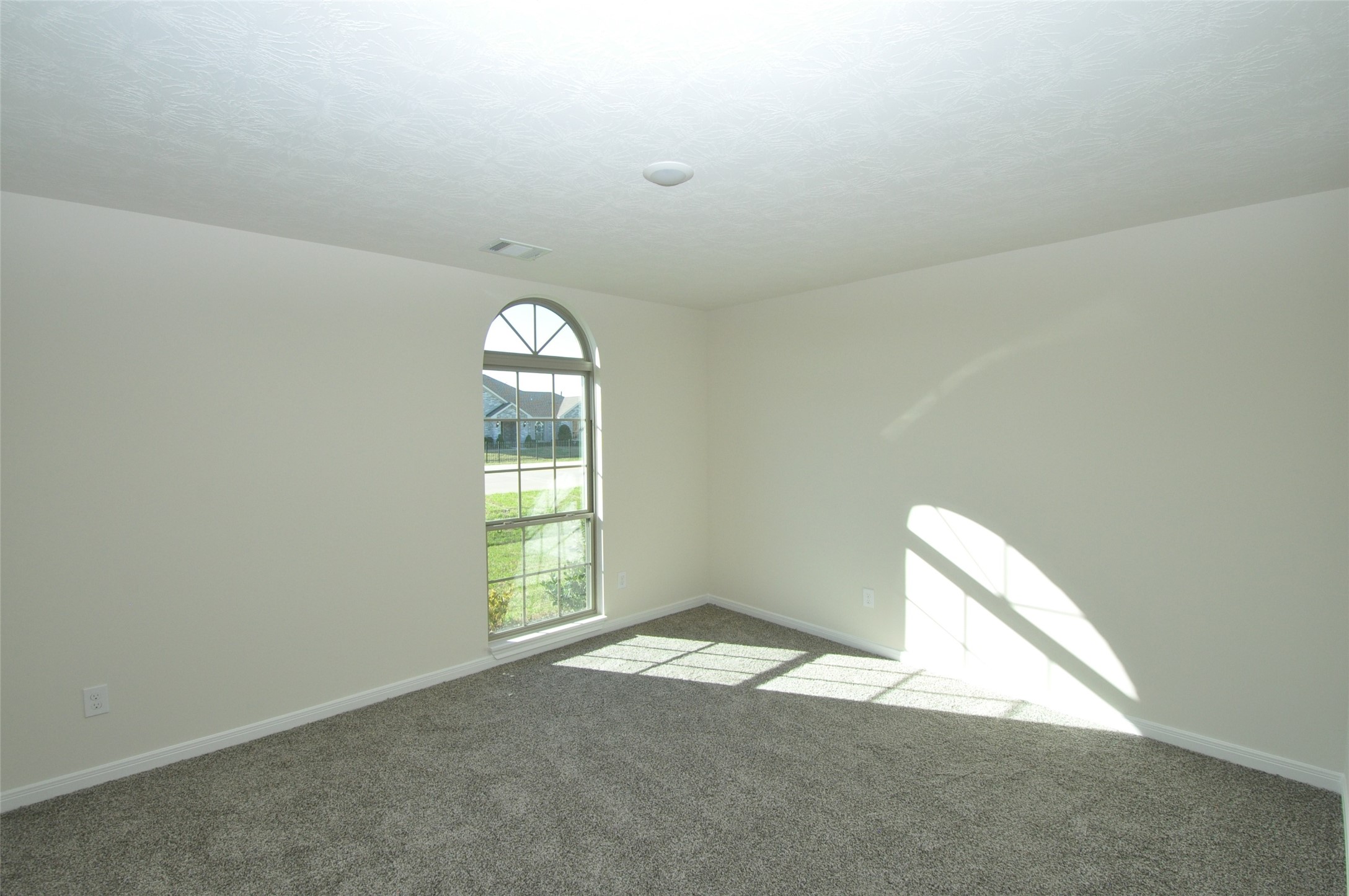 3705 Pedregal Road League City, TX 77573 - Photo 29 of 50 an empty room with windows