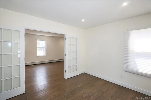 $4,500 | 987 Kings Parkway, Baldwin, NY 11510