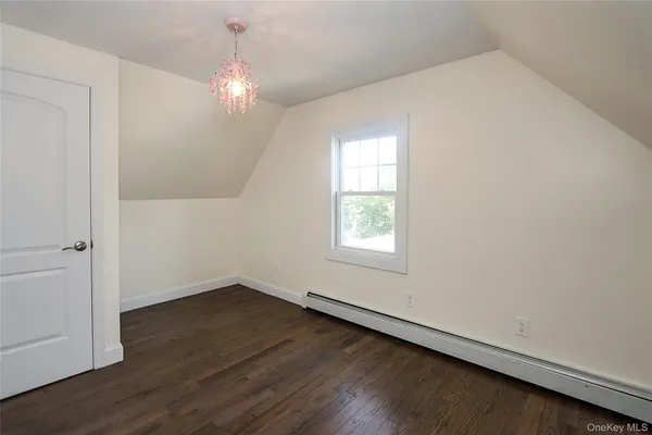 $4,500 | 987 Kings Parkway, Baldwin, NY 11510