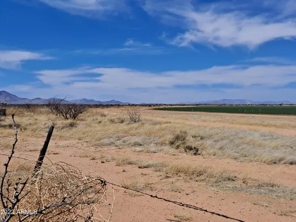 $6,000 | 1-acre Allen Street, Unit 6, Pearce, AZ 85625