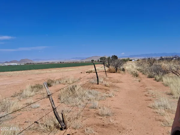 $6,000 | 1-acre Allen Street, Unit 6, Pearce, AZ 85625