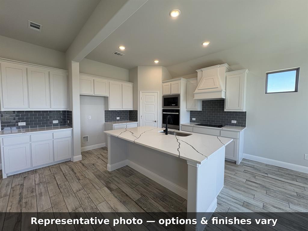 492 Sanders Road Whitesboro, TX 76273 - Photo 5 of 14 Gallery Image 5