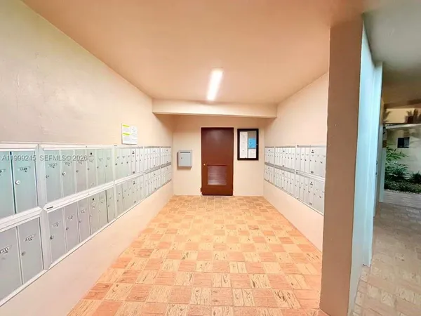 $2,500 | 8420 Southwest 133rd Avenue Road, Unit 419, Miami, FL 33183