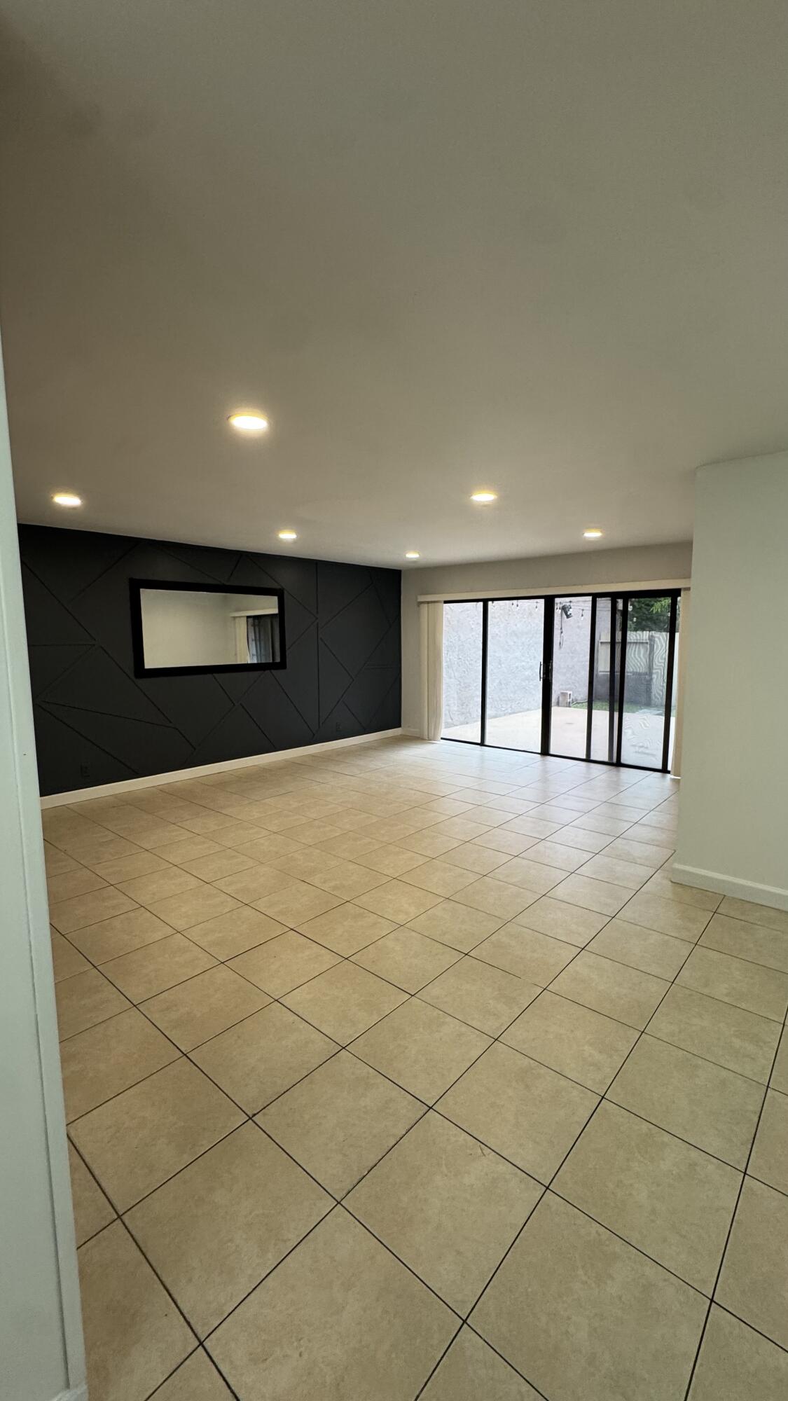 802 St Andrews Road, Unit 15 Hollywood, FL 33021 - Photo 15 of 53 IMG_5790