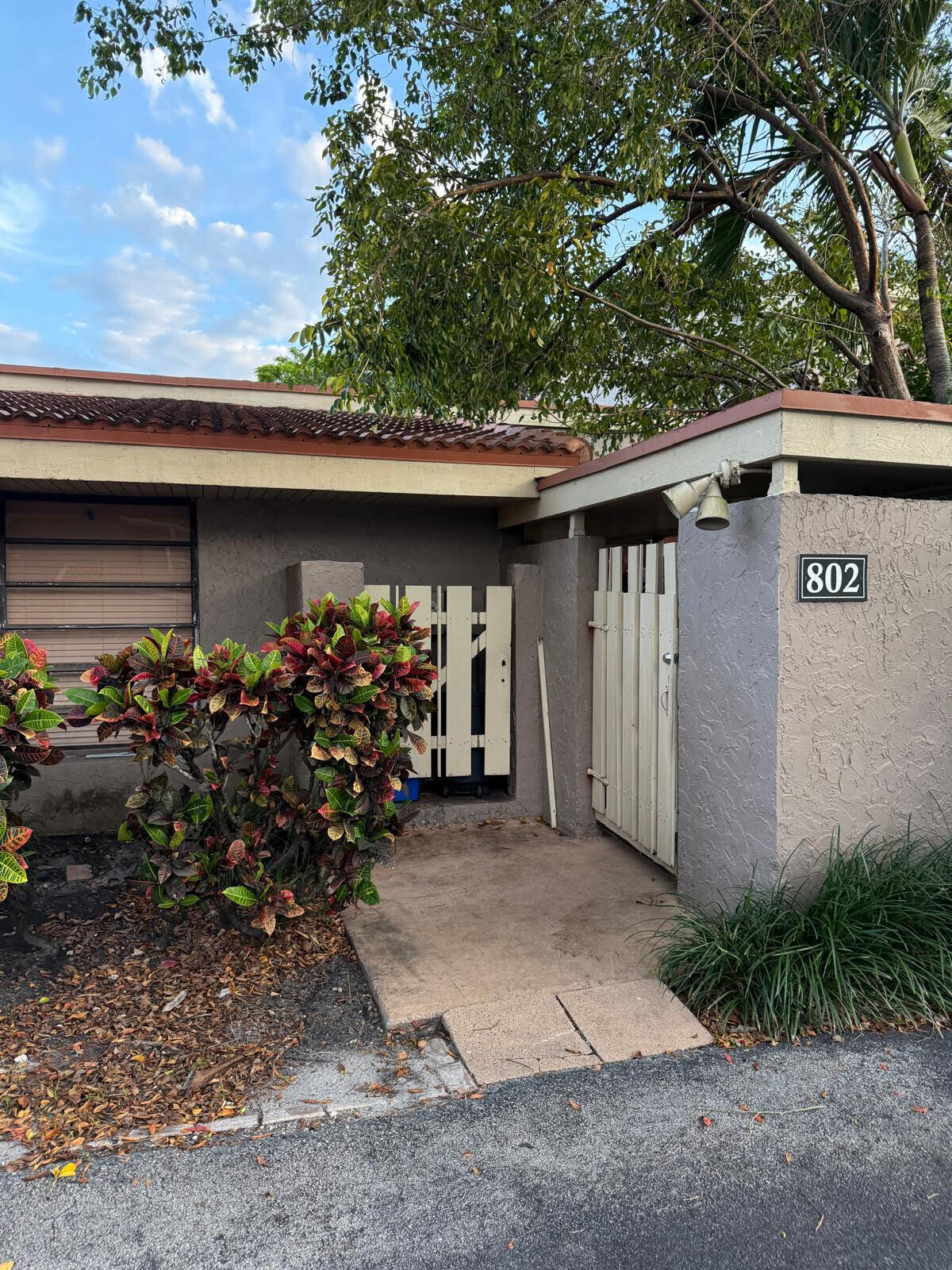 802 St Andrews Road, Unit 15 Hollywood, FL 33021 - Photo 3 of 53 Townhouse 3