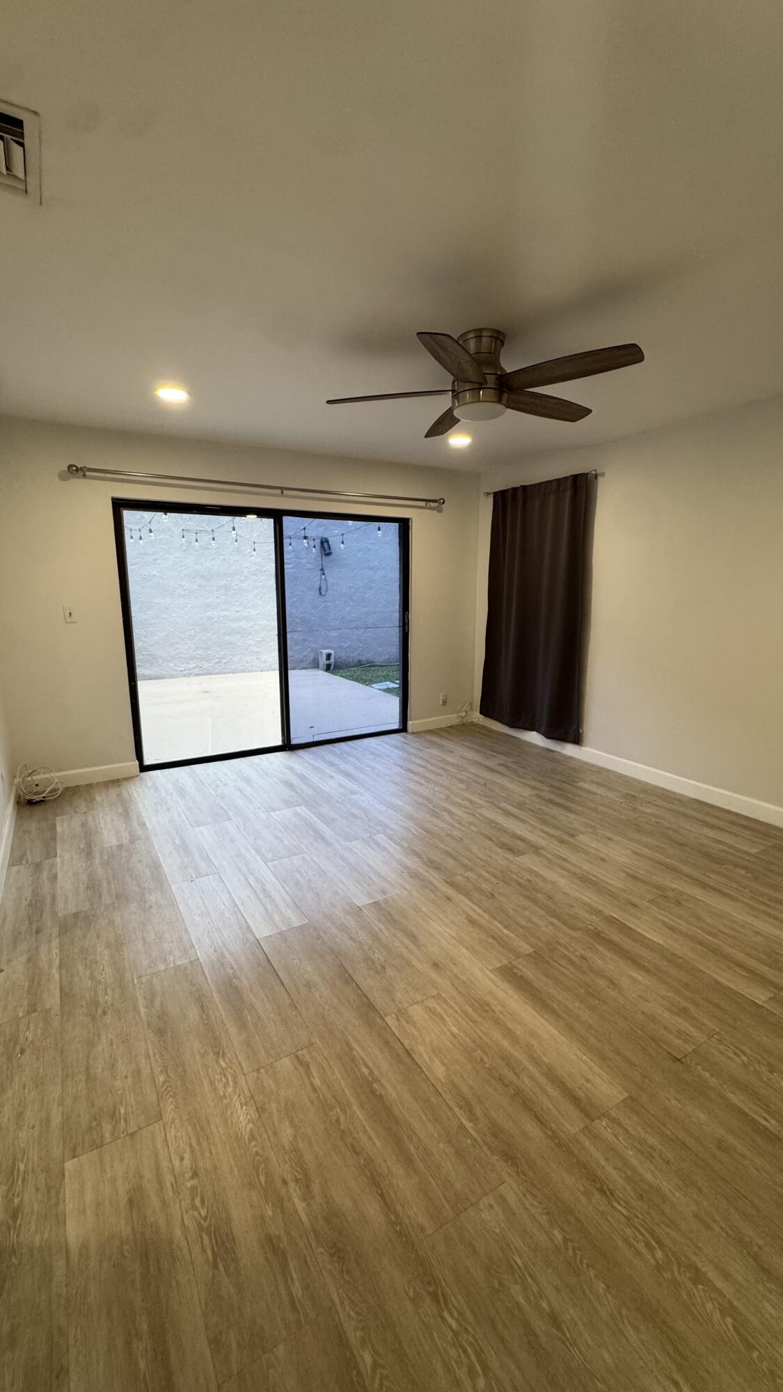 802 St Andrews Road, Unit 15 Hollywood, FL 33021 - Photo 41 of 53 IMG_5823