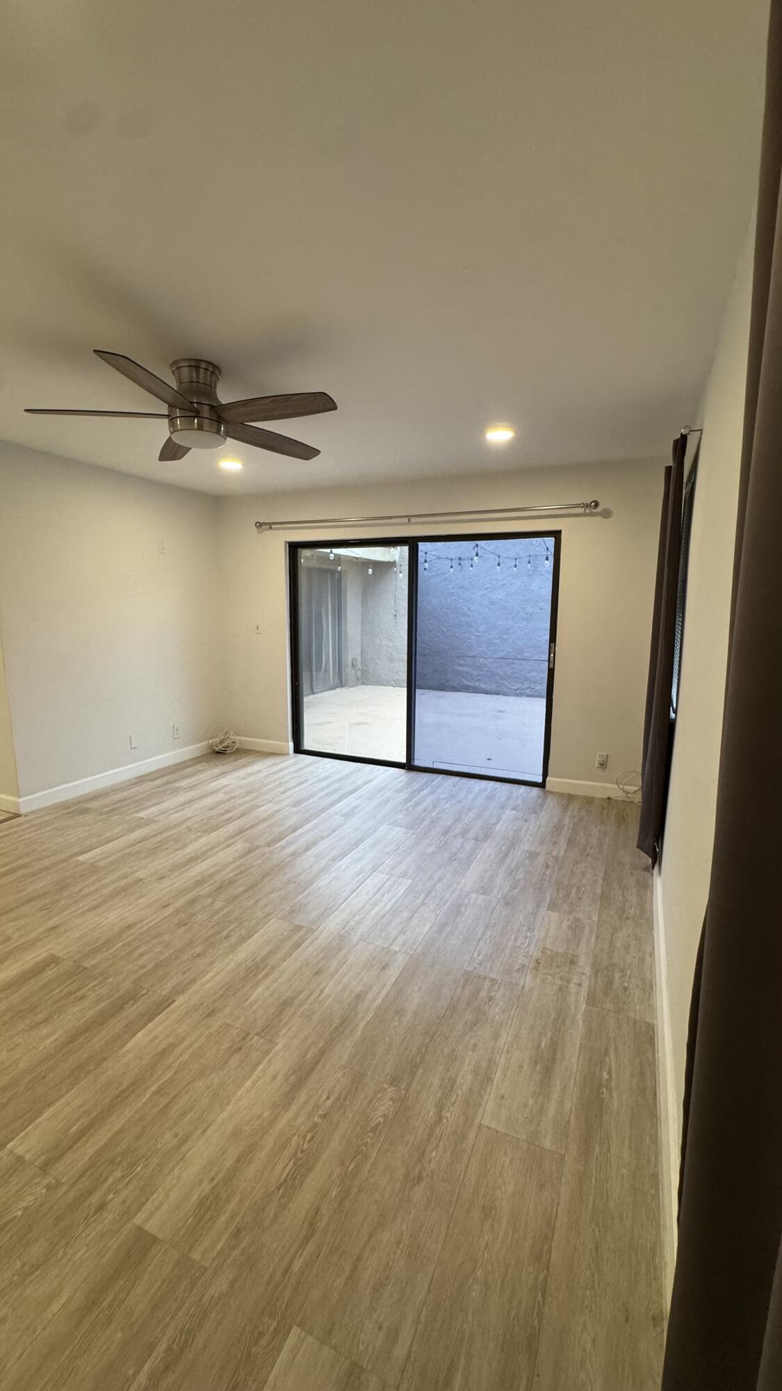 802 St Andrews Road, Unit 15 Hollywood, FL 33021 - Photo 42 of 53 a view of an empty room