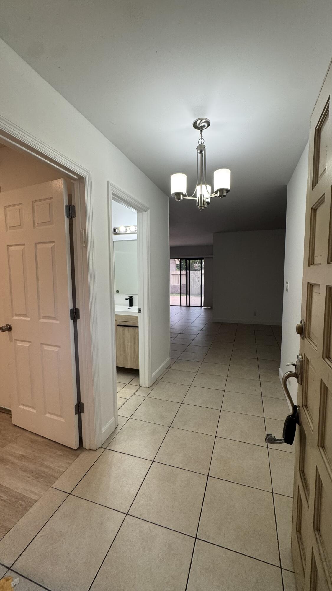 802 St Andrews Road, Unit 15 Hollywood, FL 33021 - Photo 7 of 53 IMG_5781