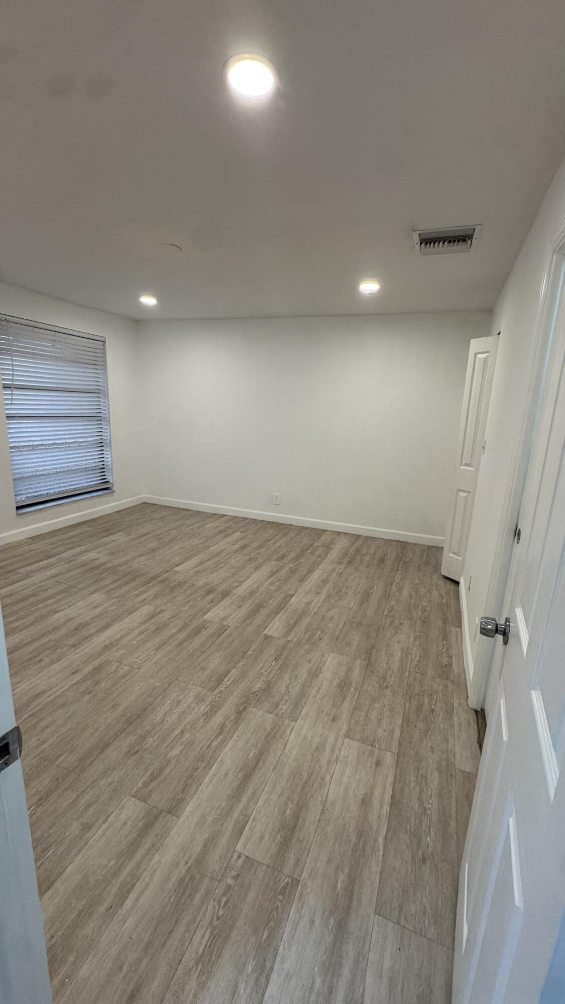 802 St Andrews Road, Unit 15 Hollywood, FL 33021 - Photo 8 of 53 IMG_5782