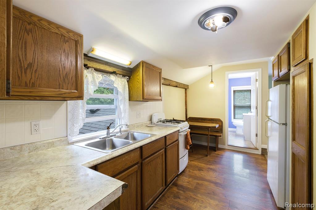 226 Emily Street Flushing, MI 48433 - Photo 14 of 20