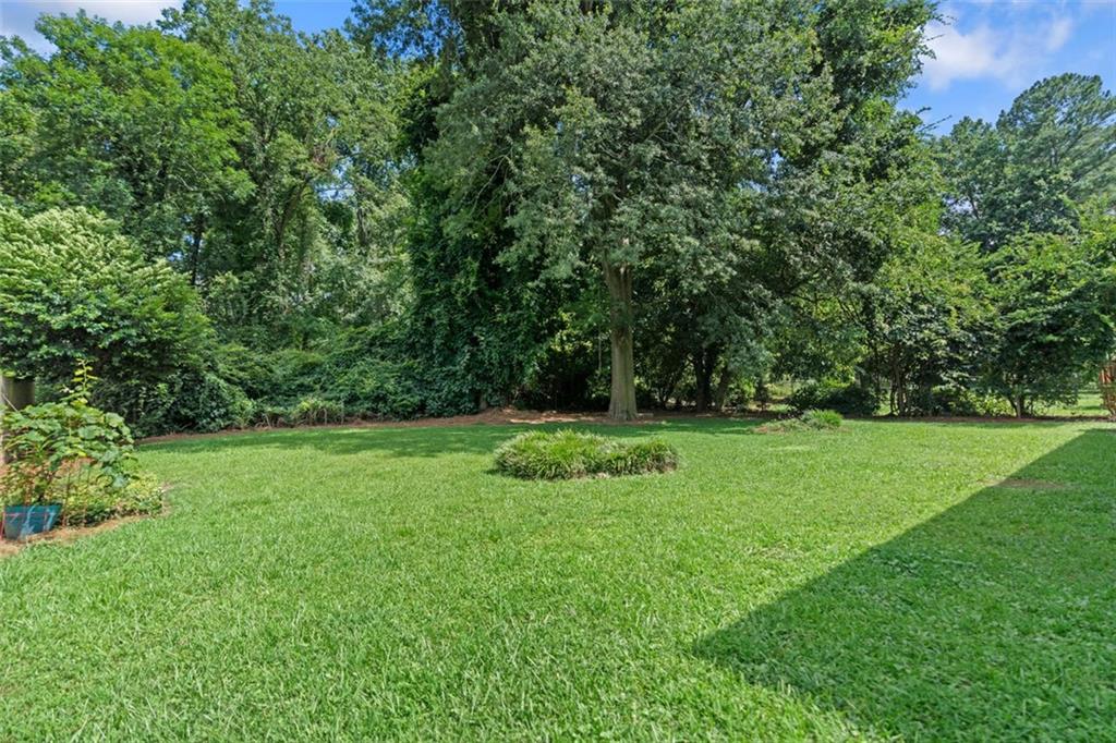 2483 Hunting Valley Drive Decatur, GA 30033 - Photo 22 of 24