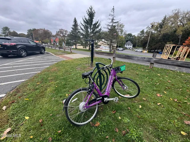 $1,150 | 1519 New Scotland Road, Unit 2 LEFT, Bethlehem, NY 12159