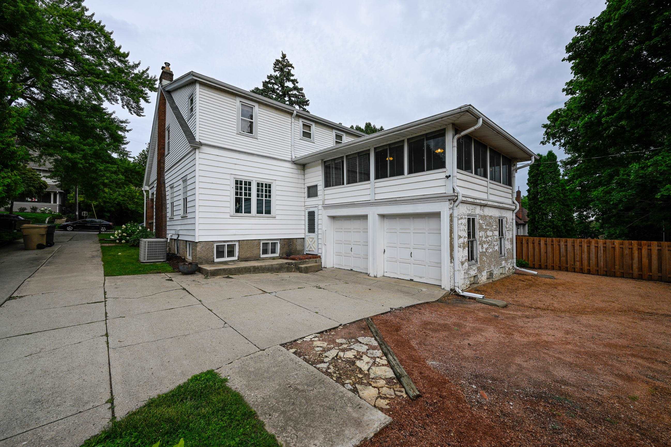 215 Lathrop Street Madison, WI 53726 - Photo 9 of 83