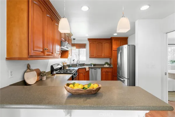 $2,700,000 | 586 36th Street, Manhattan Beach, CA 90266