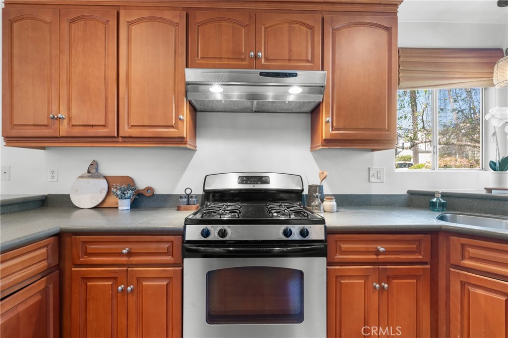 586 36th Street Manhattan Beach, CA 90266 - Photo 15 of 50