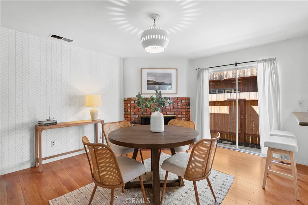 586 36th Street Manhattan Beach, CA 90266 - Photo 18 of 50