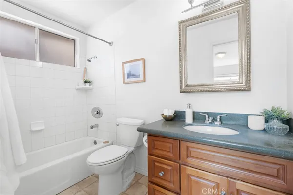 $2,700,000 | 586 36th Street, Manhattan Beach, CA 90266