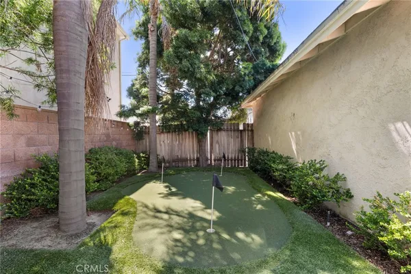 $2,700,000 | 586 36th Street, Manhattan Beach, CA 90266