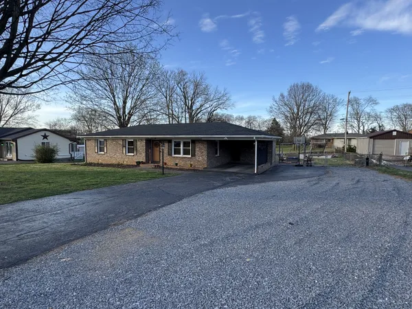 $209,900 | 316 Wayside Drive, Hopkinsville, KY 42240