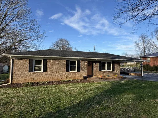 $209,900 | 316 Wayside Drive, Hopkinsville, KY 42240