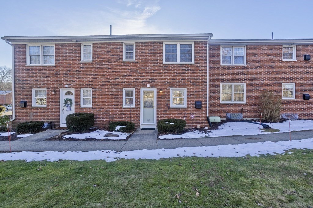 33 Hadley Village Road, Unit 33 South Hadley, MA 01075 - Photo 1 of 35 Gallery Image 1
