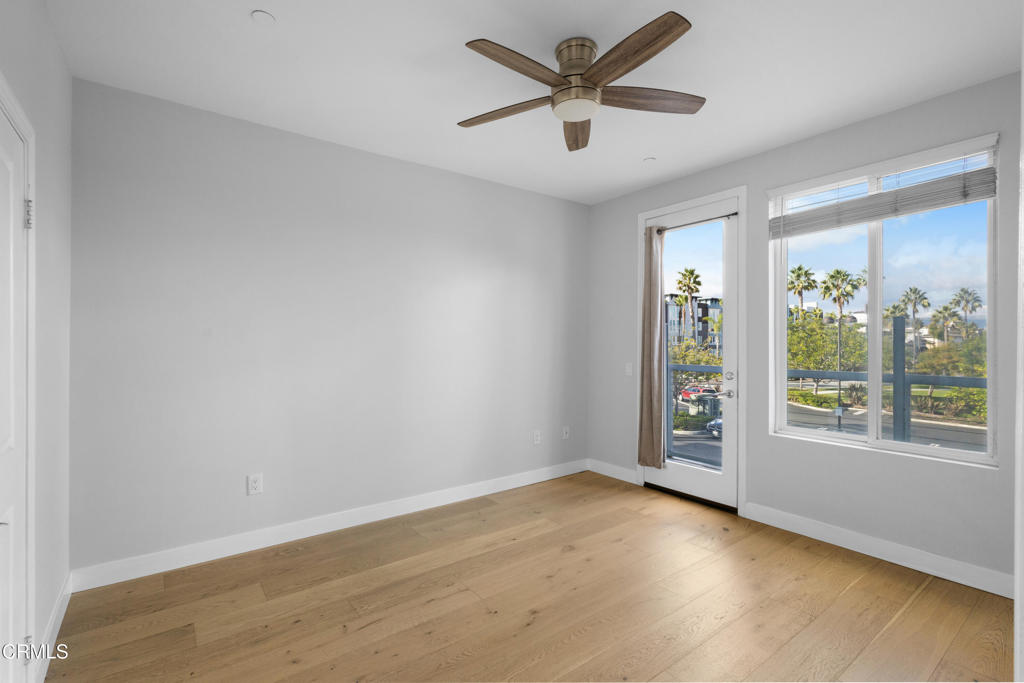 1901 South Victoria Avenue, Unit 204 Oxnard, CA 93035 - Photo 18 of 40 IMG_8146