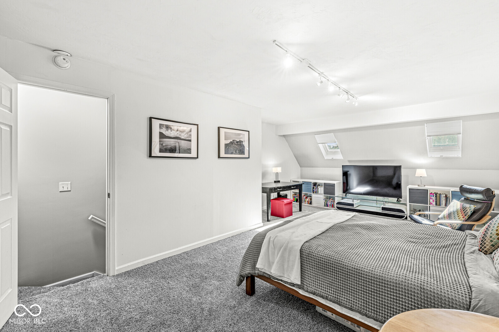 524 Lockerbie Circle North Indianapolis, IN 46202 - Photo 24 of 41