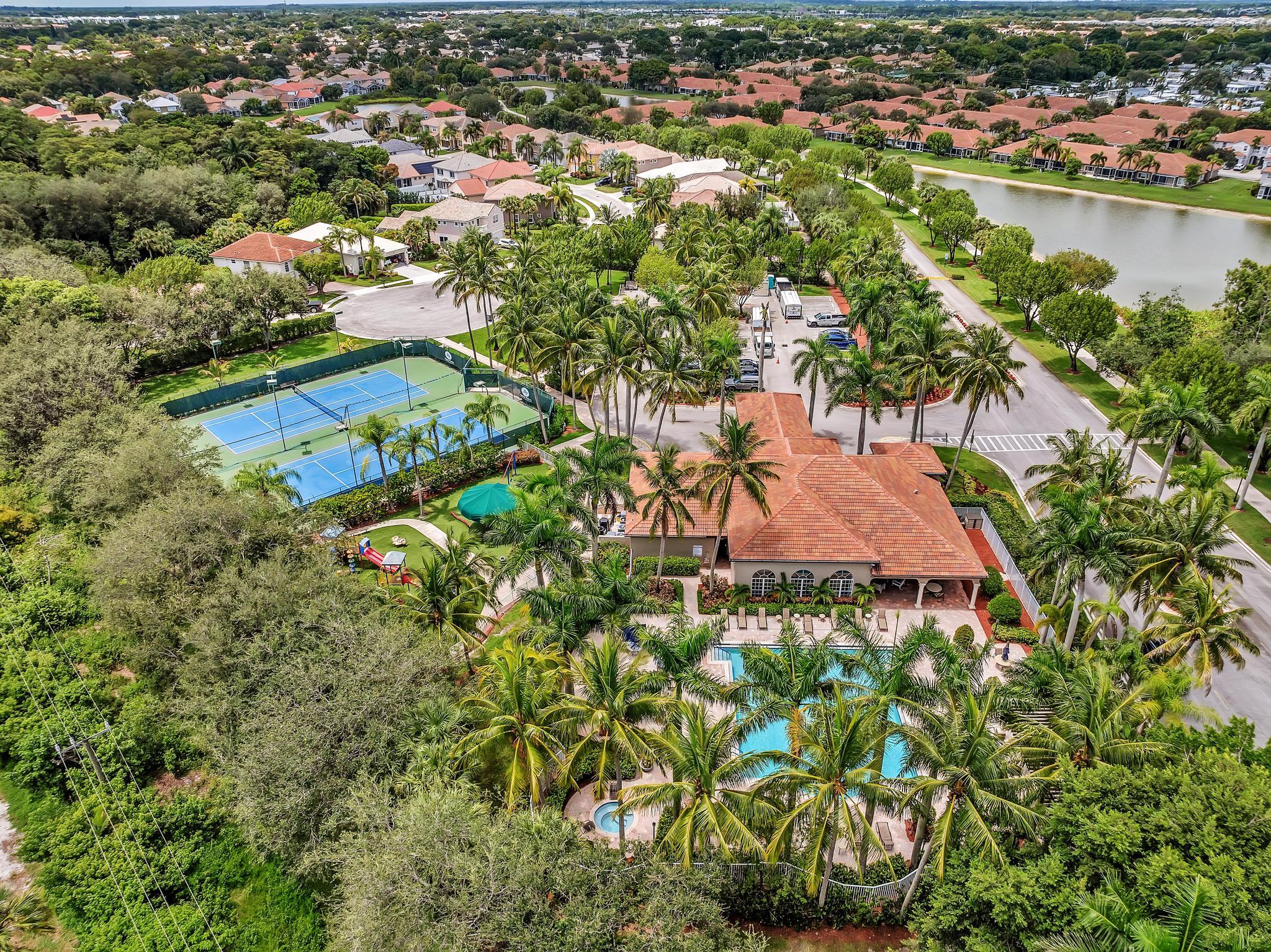 21090 Vía Eden Boca Raton, FL 33433 - Photo 45 of 59 Awesome Amenities