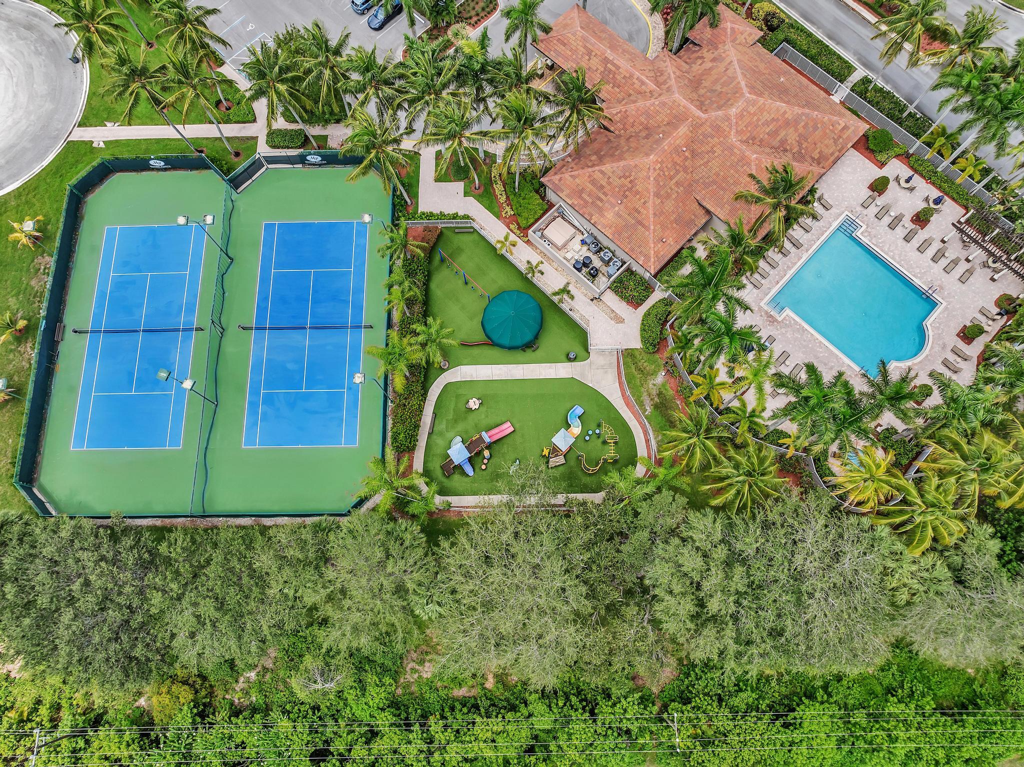 21090 Vía Eden Boca Raton, FL 33433 - Photo 46 of 59 Tennis Courts