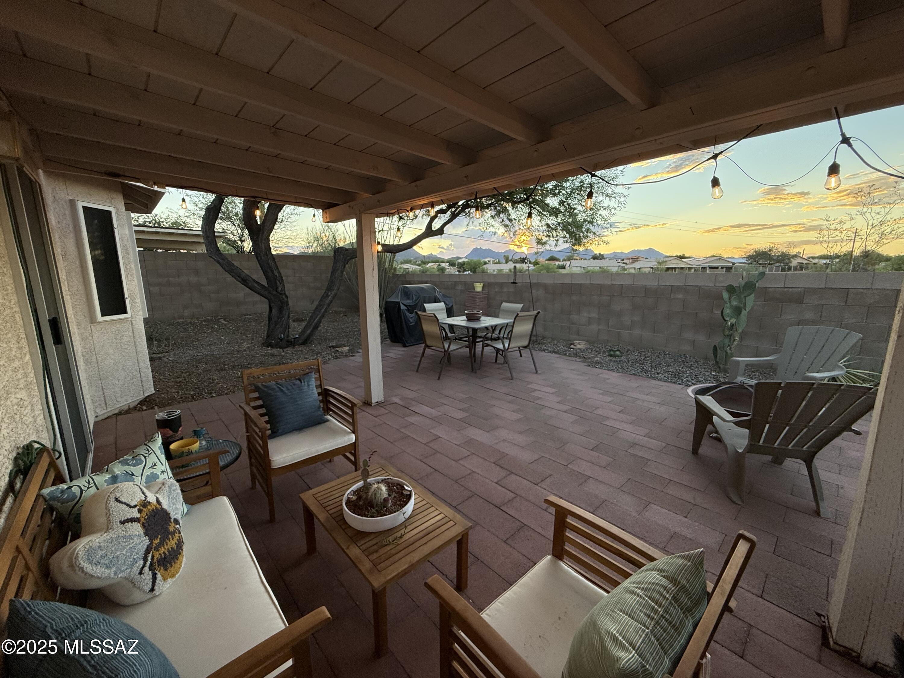 1333 North Thunder Ridge Drive Tucson, AZ 85745 - Photo 17 of 19