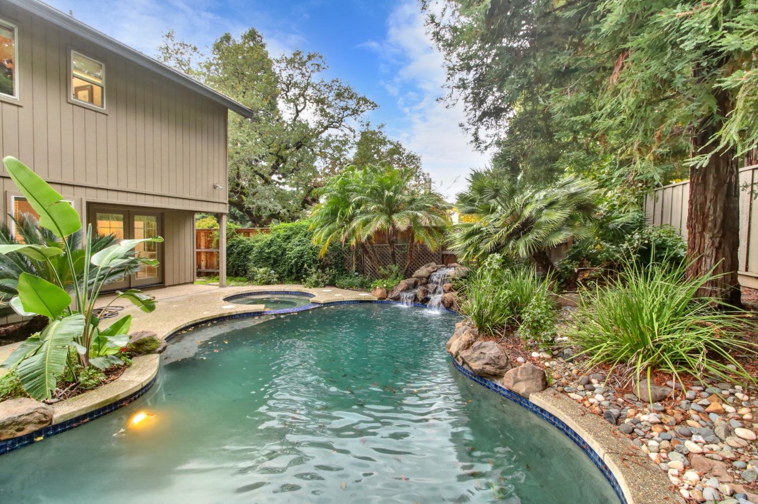 2760 Prestwick Drive Roseville, CA 95661 - Photo 41 of 45