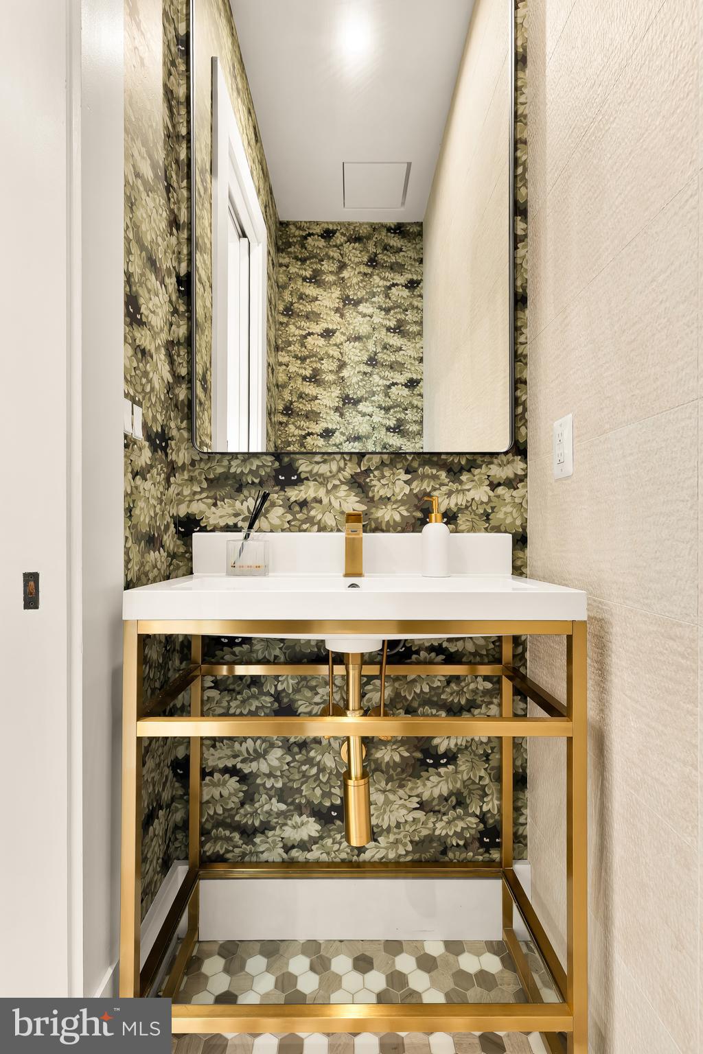 3726 R Street Northwest Washington, DC 20007 - Photo 21 of 67