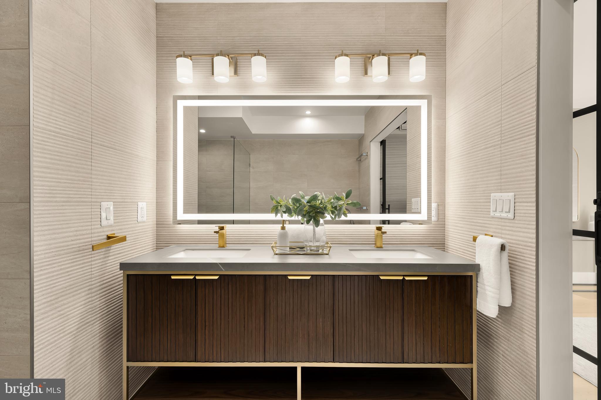 3726 R Street Northwest Washington, DC 20007 - Photo 28 of 67