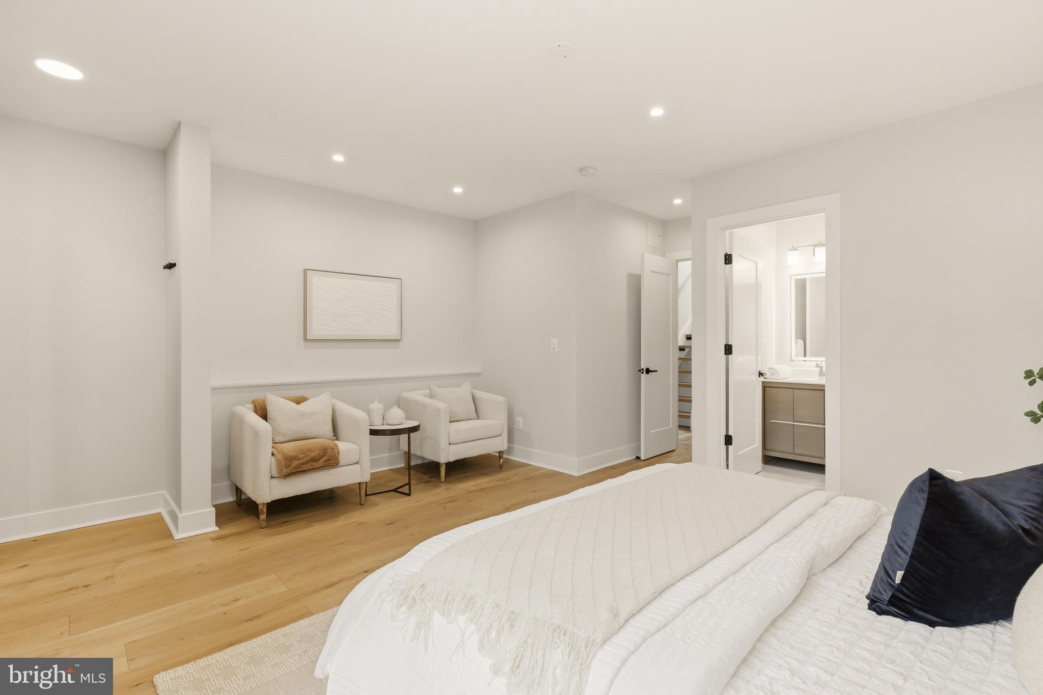 3726 R Street Northwest Washington, DC 20007 - Photo 45 of 67