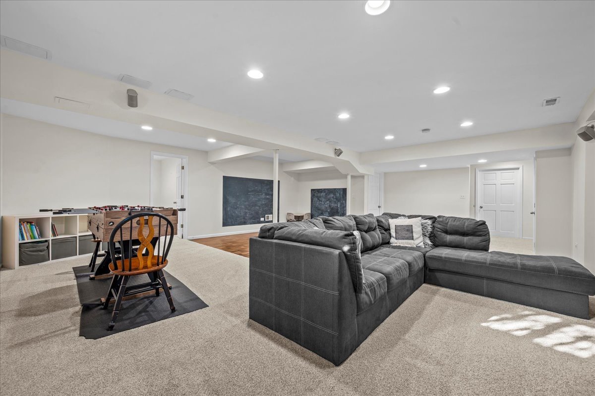 1224 Hillside Road Northbrook, IL 60062 - Photo 27 of 34