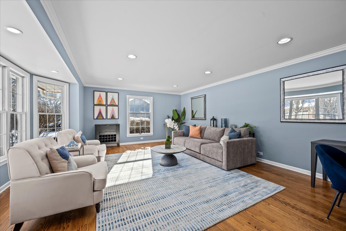 1224 Hillside Road Northbrook, IL 60062 - Photo 5 of 34