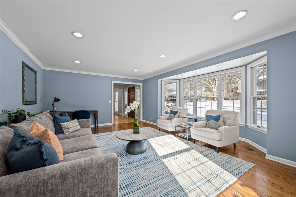 1224 Hillside Road Northbrook, IL 60062 - Photo 6 of 34