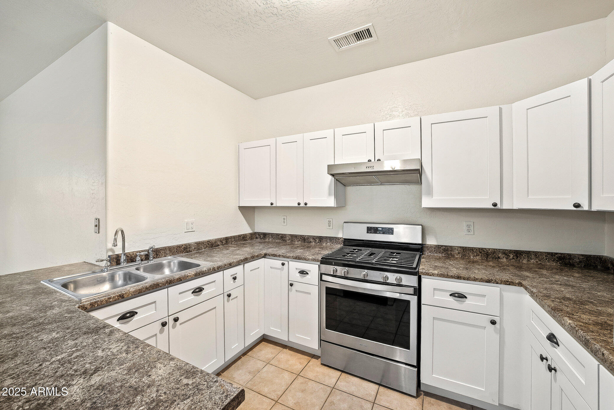 11206 West Granada Road Avondale, AZ 85392 - Photo 3 of 20 Granada Rd.