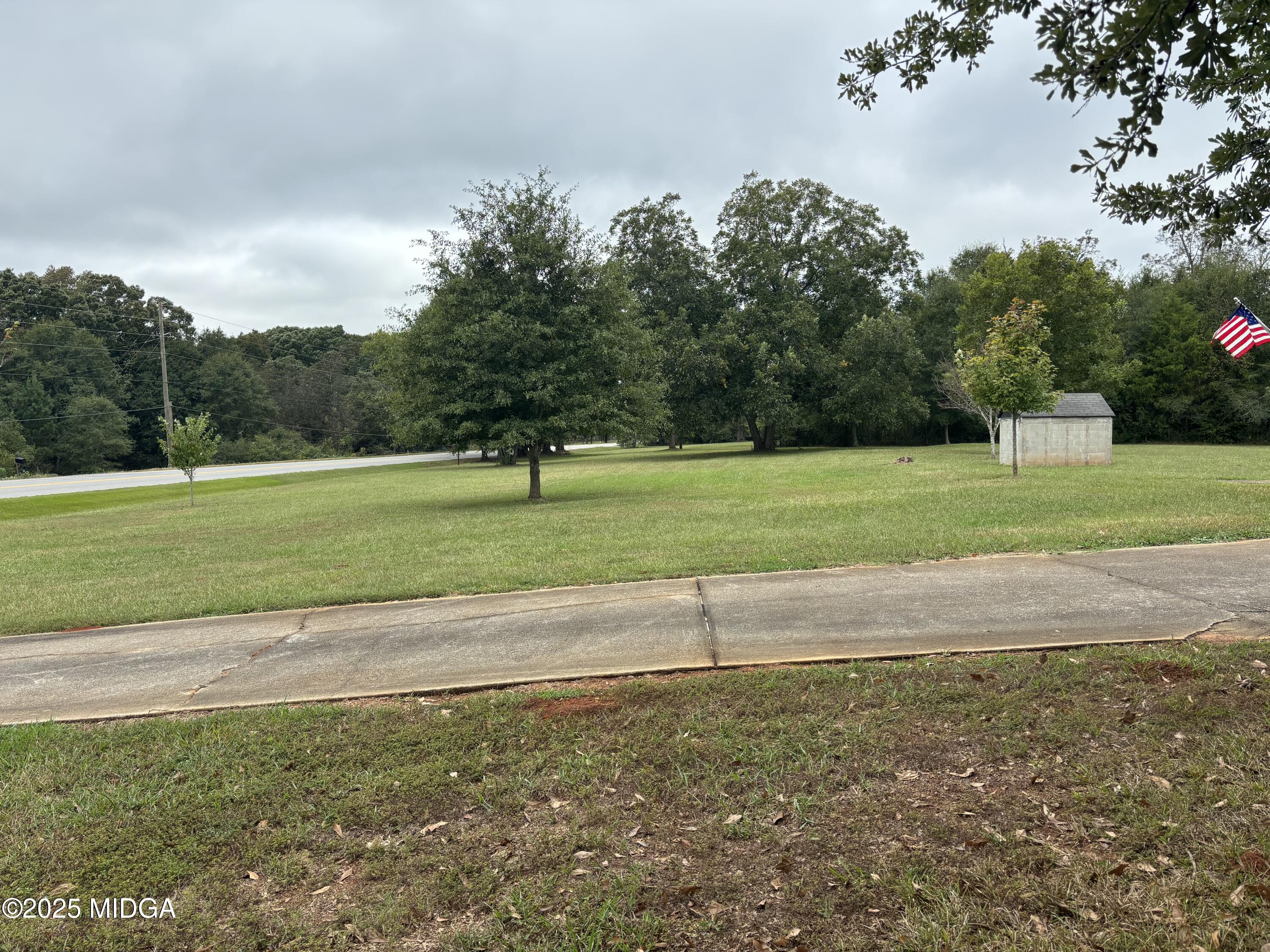 1926 Dames Ferry Road Forsyth, GA 31029 - Photo 5 of 31 IMG_0048