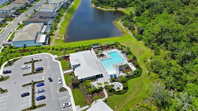$599,000 | 6256 Baywood Court, Bradenton, FL 34211