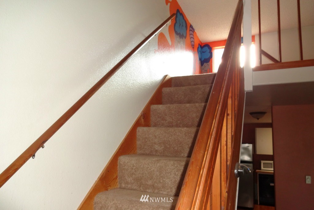 4308 Northeast Sunset Boulevard, Unit X6 Renton, WA 98059 - Photo 7 of 13 Gallery Image 7