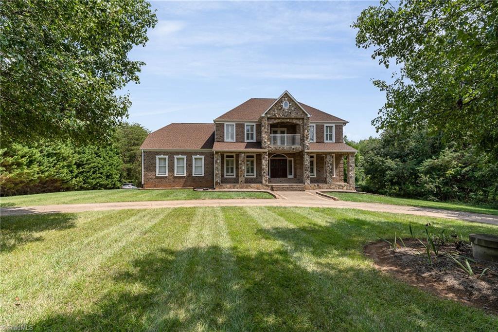 4520 Johnson Street High Point, NC 27265 - Photo 2 of 48