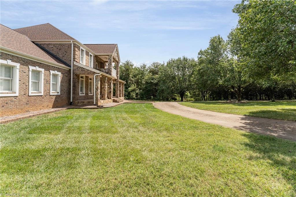 4520 Johnson Street High Point, NC 27265 - Photo 3 of 48