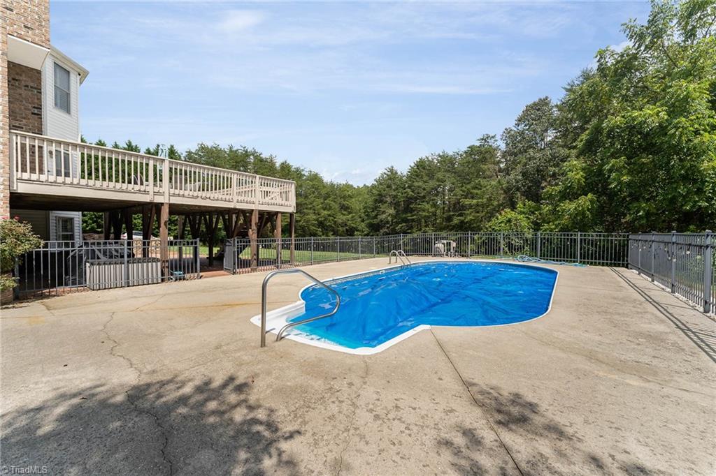 4520 Johnson Street High Point, NC 27265 - Photo 41 of 48