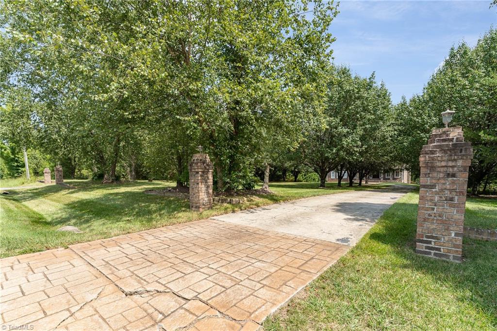 4520 Johnson Street High Point, NC 27265 - Photo 43 of 48