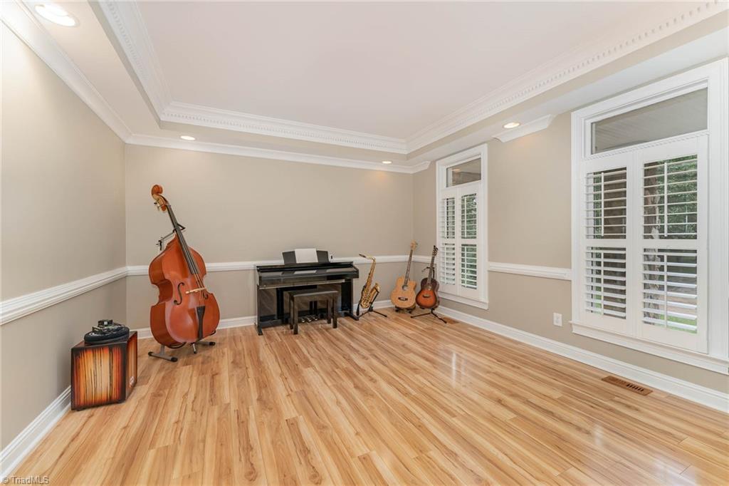 4520 Johnson Street High Point, NC 27265 - Photo 7 of 48