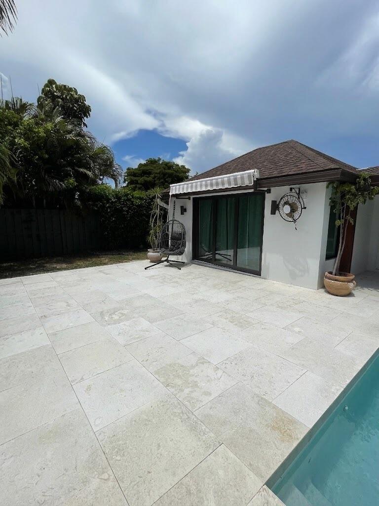 336 Northeast 28th Terrace Boca Raton, FL 33431 - Photo 6 of 22 masterandpoolview