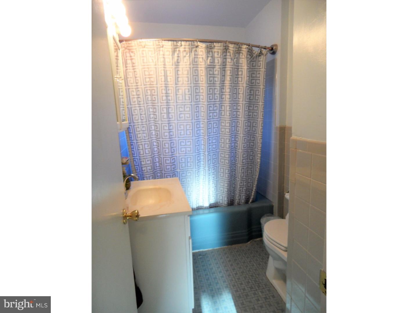 1245 Cloverly Road Warminster, PA 18974 - Photo 18 of 25 Bathroom