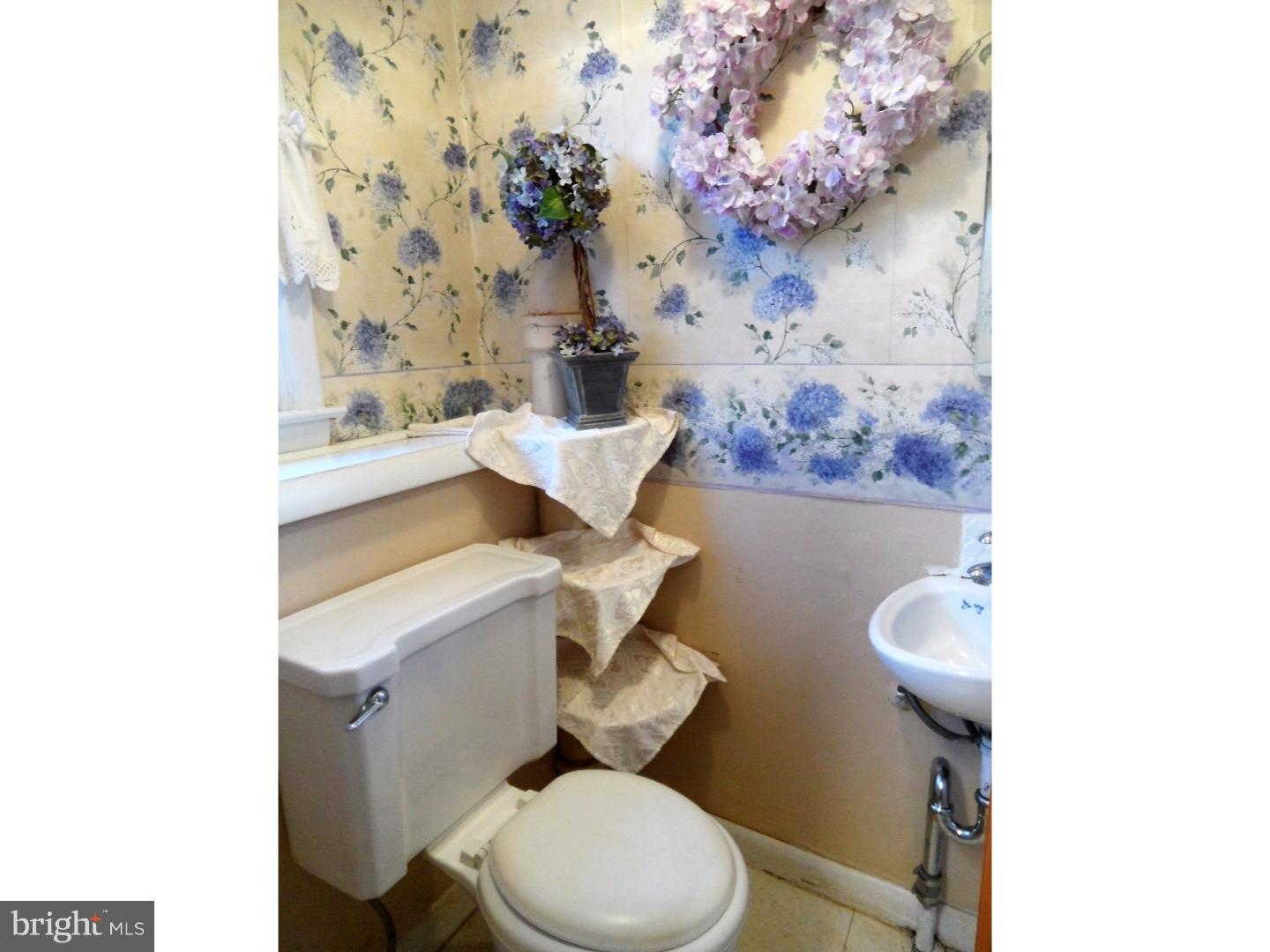 1245 Cloverly Road Warminster, PA 18974 - Photo 19 of 25 Half Bath